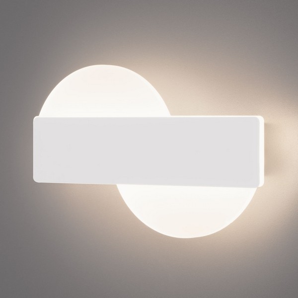 Настенный светильник Bona 40143/1 LED белый Eurosvet